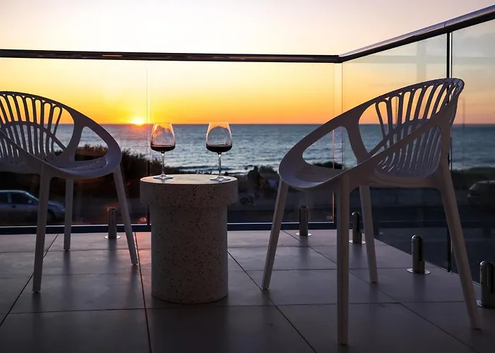 Sunset Sands On Esplanade By Host Solutions