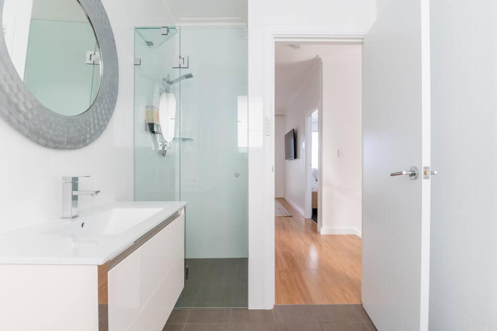 Sunset Sands On Esplanade By Host Solutions