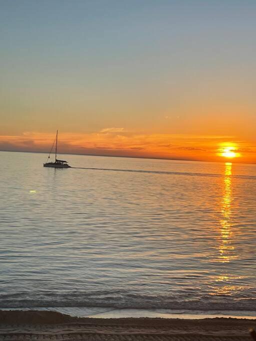 Sunset Sands On Esplanade By Host Solutions Holiday home