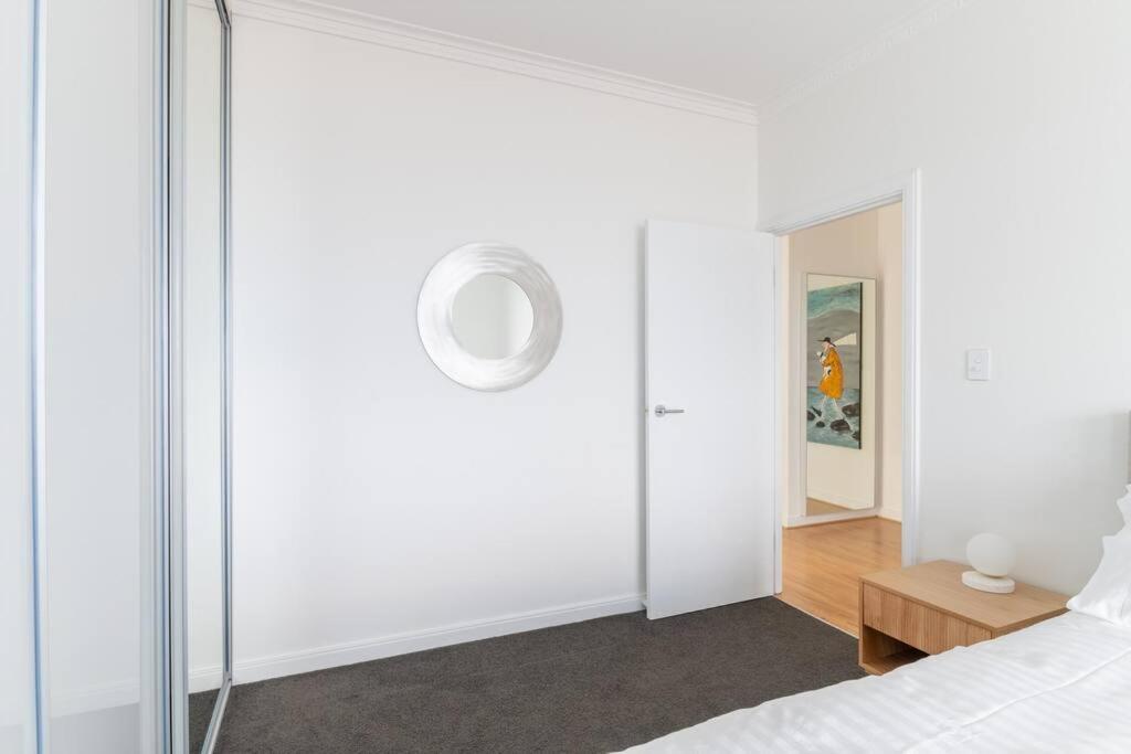 Sunset Sands On Esplanade By Host Solutions Holiday home West Beach